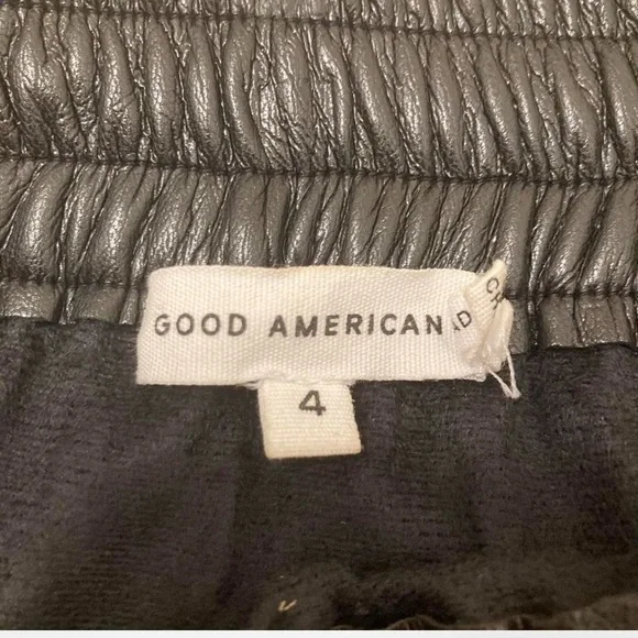 Good American Better Than Leather Faux Leather Mini Skirt, Summer Women’s Size 4 - Picture 2 of 7